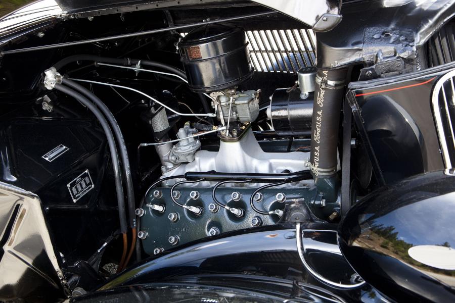  Ford DeLuxe Roadster 1936 года  (фото 21 из 23)